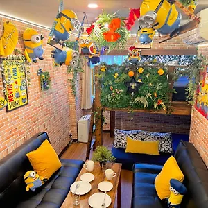  Apartment Orange House Japan